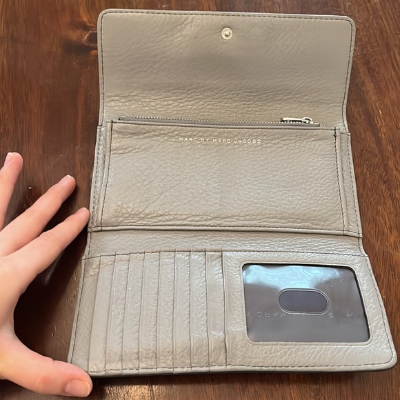 Marc Jacobs leather wallet - Picture 6 of 12